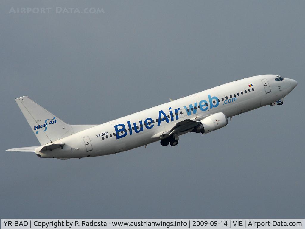 YR-BAD, 1992 Boeing 737-4C9 C/N 25429, Probably the first visit of a Blue Air 737 at VIE - departing as JOR 154 from Bucharest