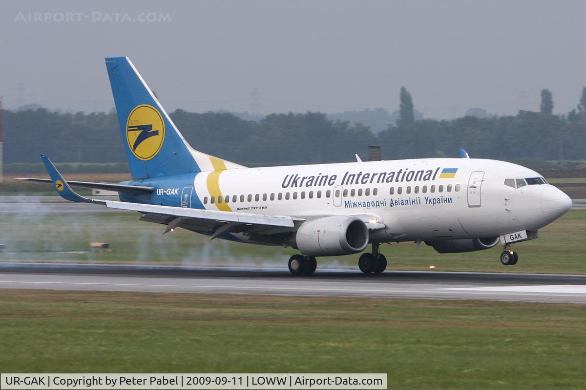 UR-GAK, 1992 Boeing 737-5Y0 C/N 26075, VIE09