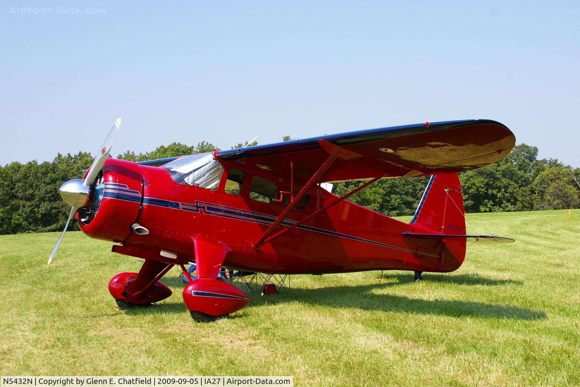 N5432N, 1940 Howard Aircraft DGA-15P C/N 519, At the Antique Airplane Association Fly In. GH-1 09769
