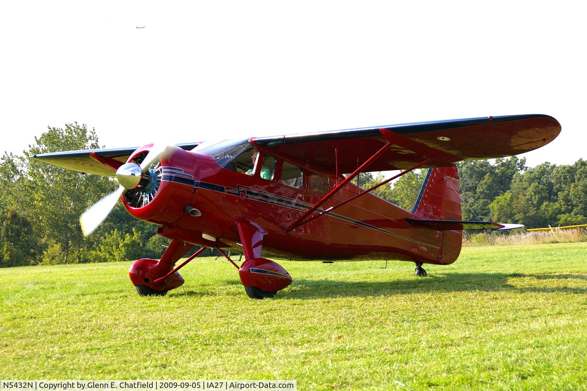 N5432N, 1940 Howard Aircraft DGA-15P C/N 519, At the Antique Airplane Association Fly In. GH-1 09769