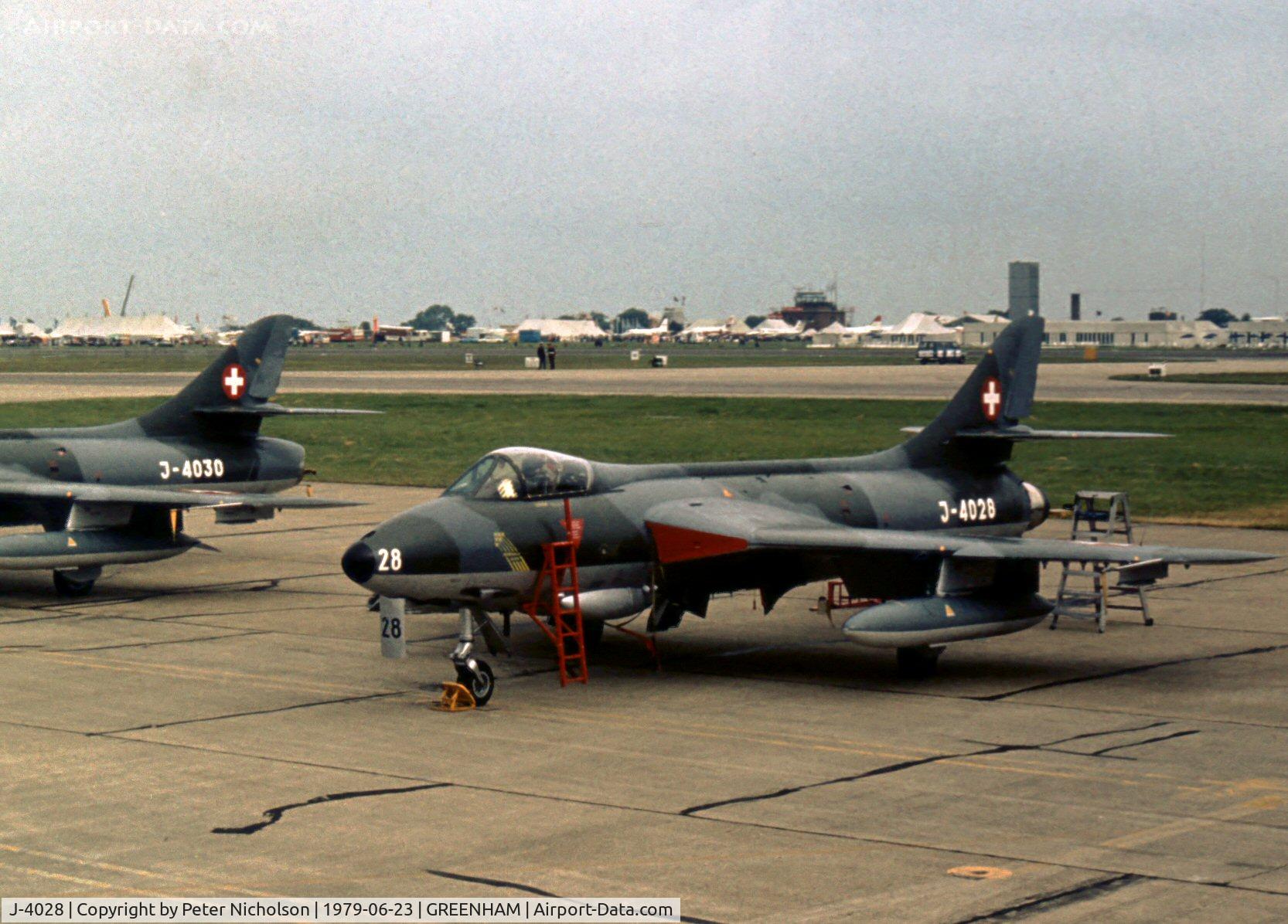 J-4028, Hawker Hunter F.58 C/N 41H-697395, Hunter F.58 of the Patrouille Suisse display team at the 1979 Intnl Air Tattoo at RAF Greenham Common.
