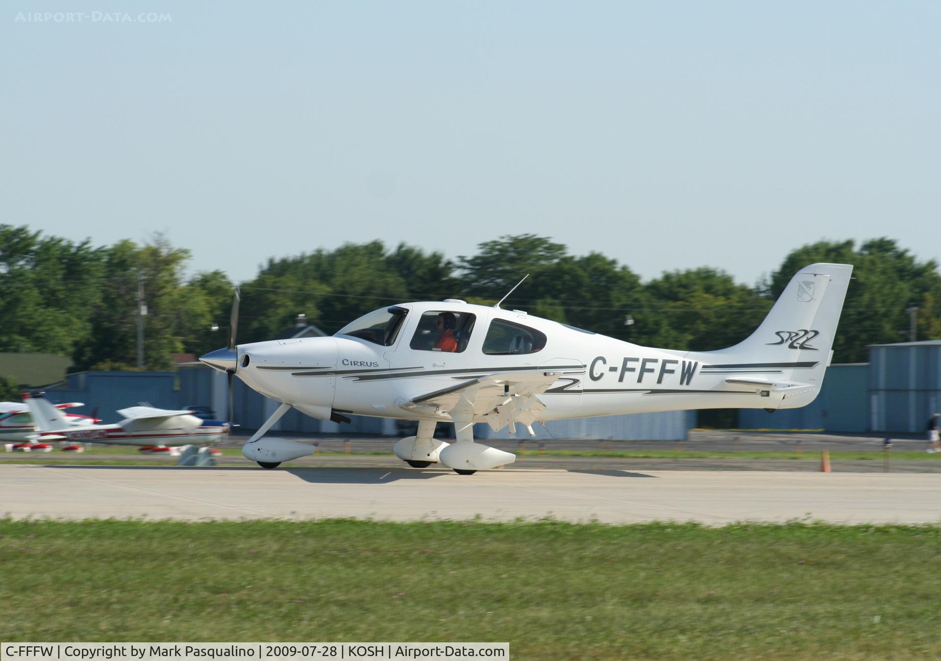 C-FFFW, 2003 Cirrus SR22 C/N 0561, SR22