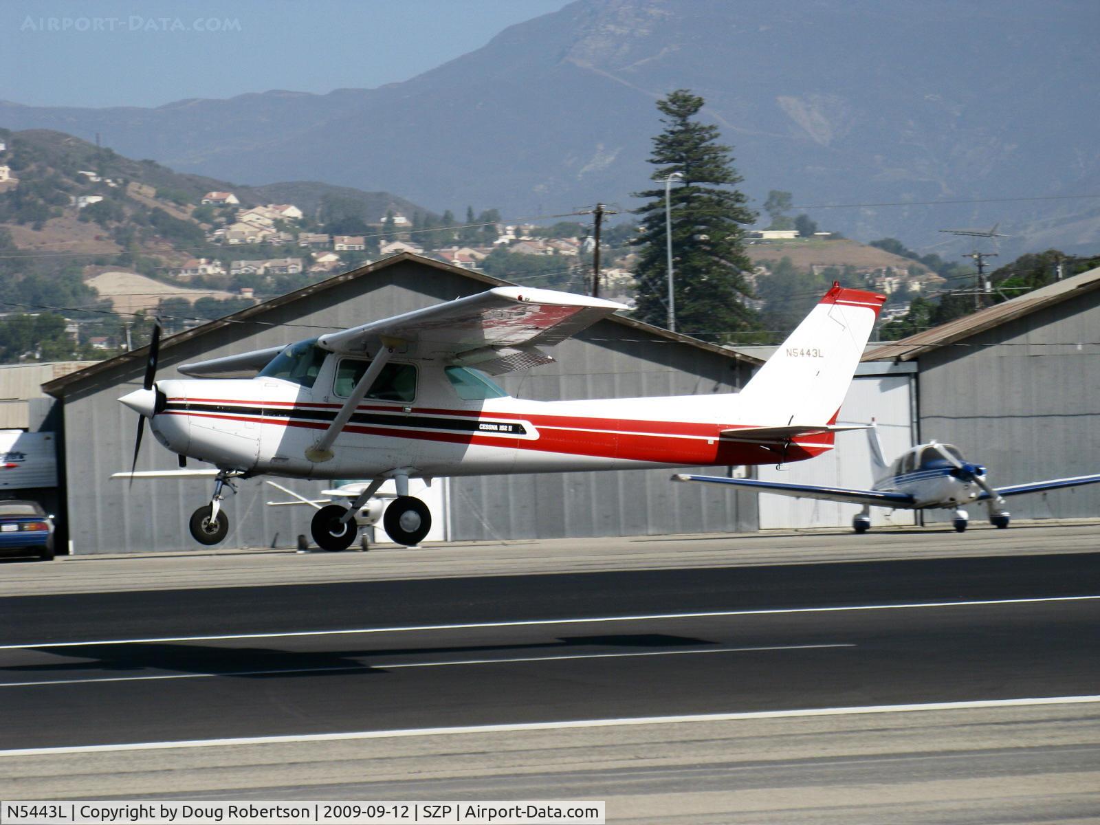 N5443L, 1980 Cessna 152 C/N 15284315, 1980 Cessna 152 II, Lycoming O-235-L2C 110 Hp, on final for Rwy 22