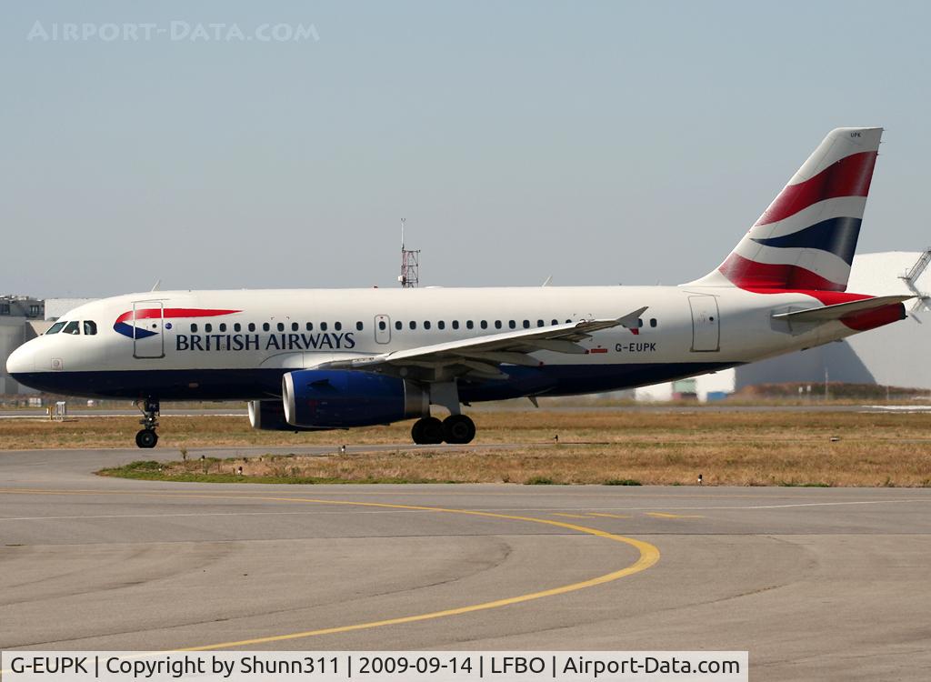 G-EUPK, 2000 Airbus A319-131 C/N 1236, Taxiing holding point rwy 32R for departure...