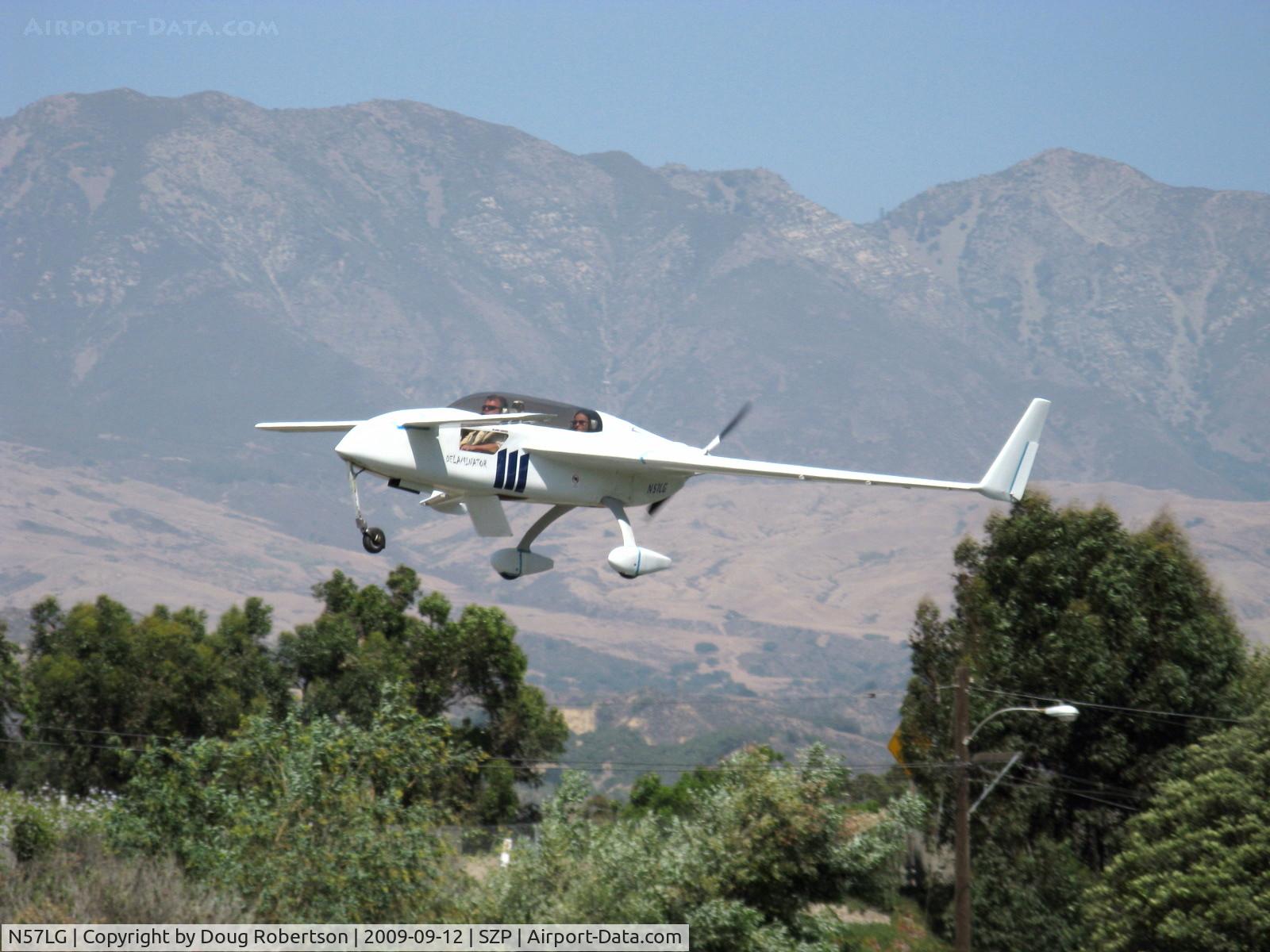 N57LG, 1983 Rutan VariEze C/N 57Z, 1983 Godsey/Klaus Savier modified Rutan VARI-EZE 'Delaminator III', Continental O-200 100+ Hp, this World record speedster always attracts attention, on final Rwy 22