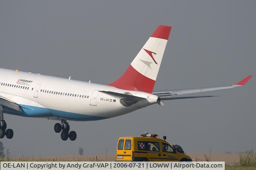 OE-LAN, 1997 Airbus A330-223 C/N 195, Austrian Airlines A330-200