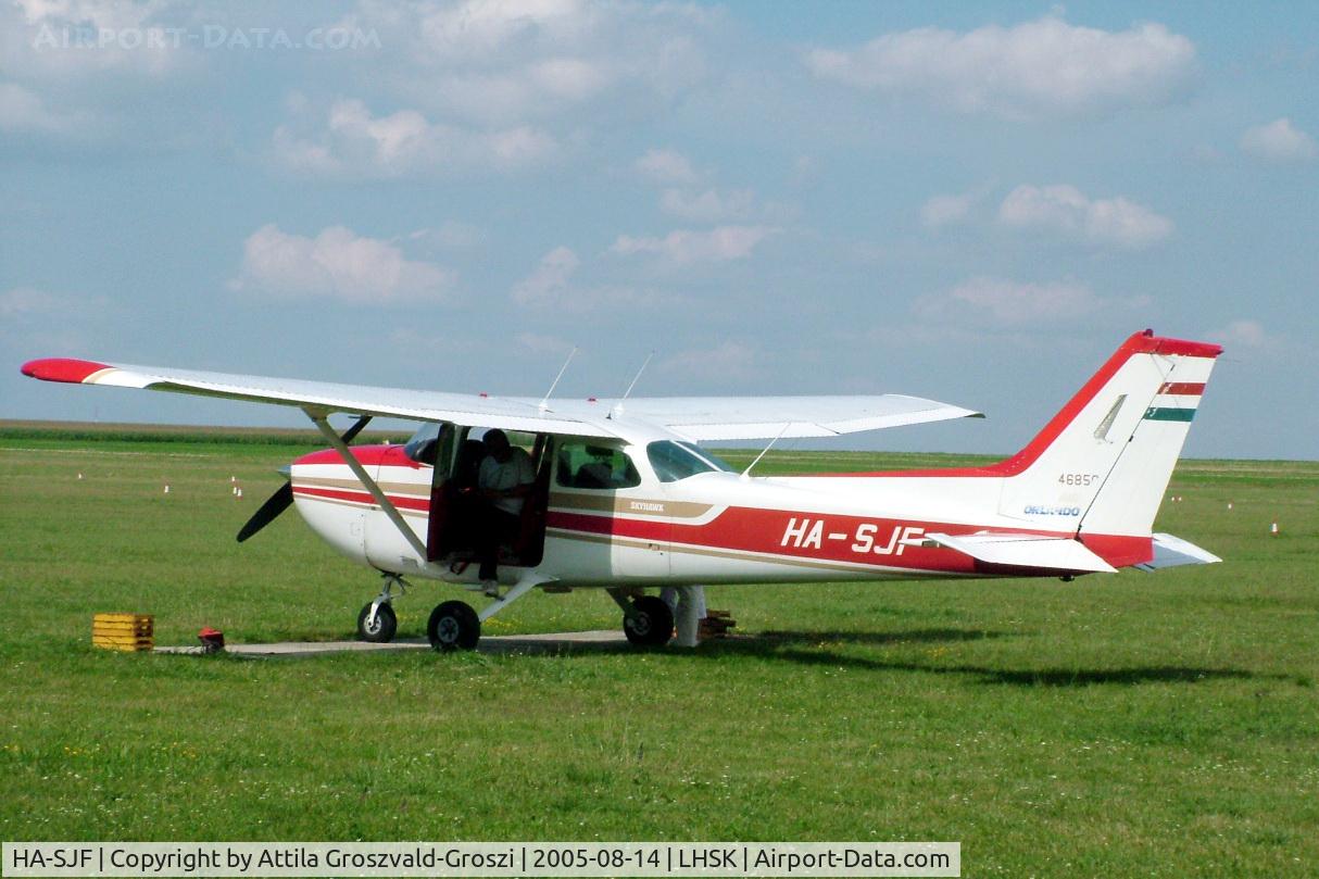 HA-SJF, 1979 Cessna 172N Skyhawk C/N 17273311, Siófok-Kiliti Airport, LHSK Hungary