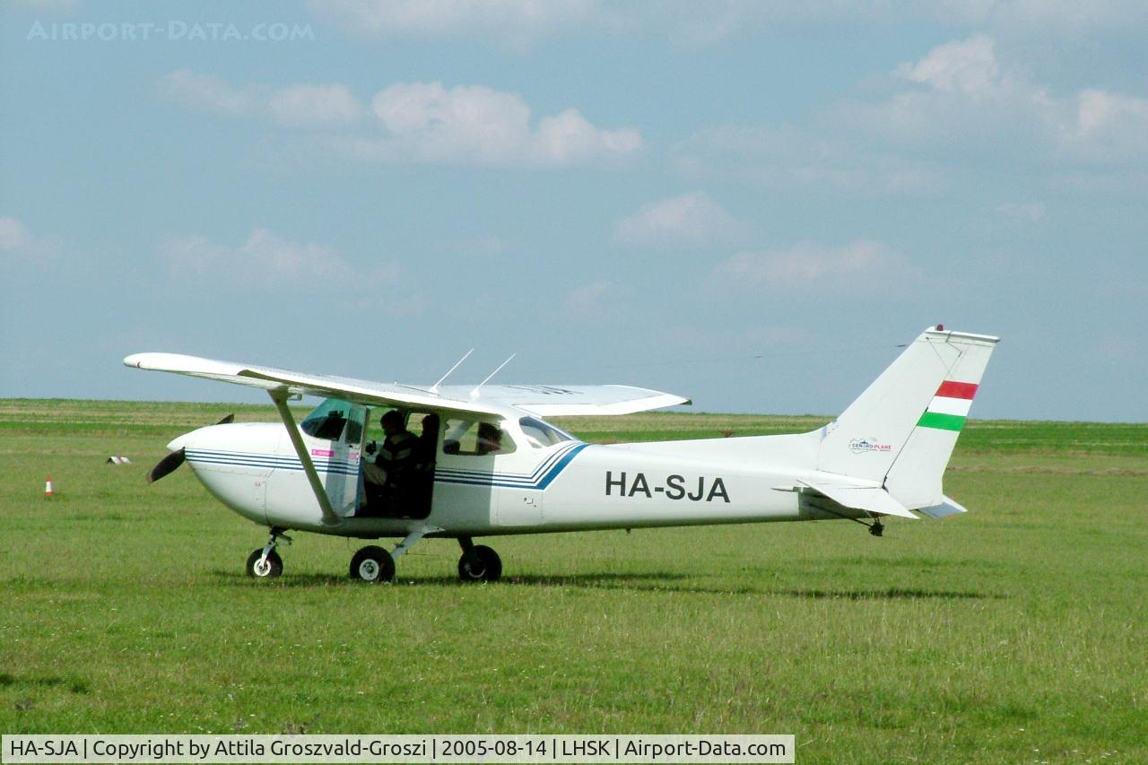 HA-SJA, 1973 Reims FR172J Reims Rocket C/N 0412, Siófok-Kiliti Airport, LHSK Hungary