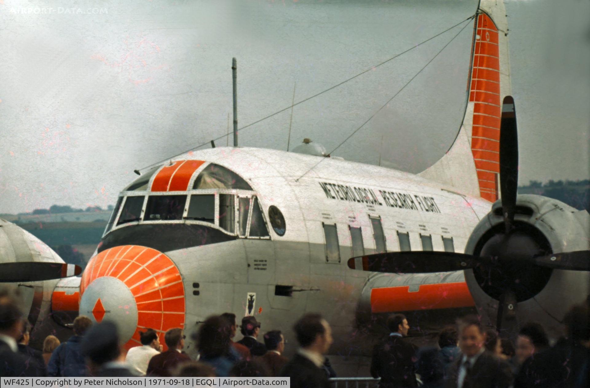 WF425, 1952 Vickers Varsity T.1 C/N 568, Varsity T.1 of the Meteorological Research Flight at the 1971 RAF Leuchars Airshow.