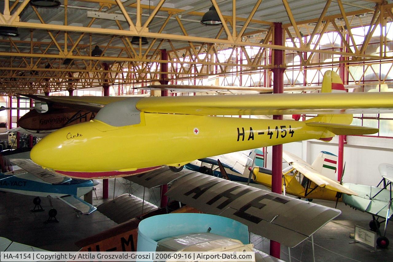 HA-4154, 1953 Spotárutermelö Vállalat C-2 Cinke C/N E-1087, Budapest is a traffic museum, a Petöfi hall. - Sport producer company C-2 Cinke