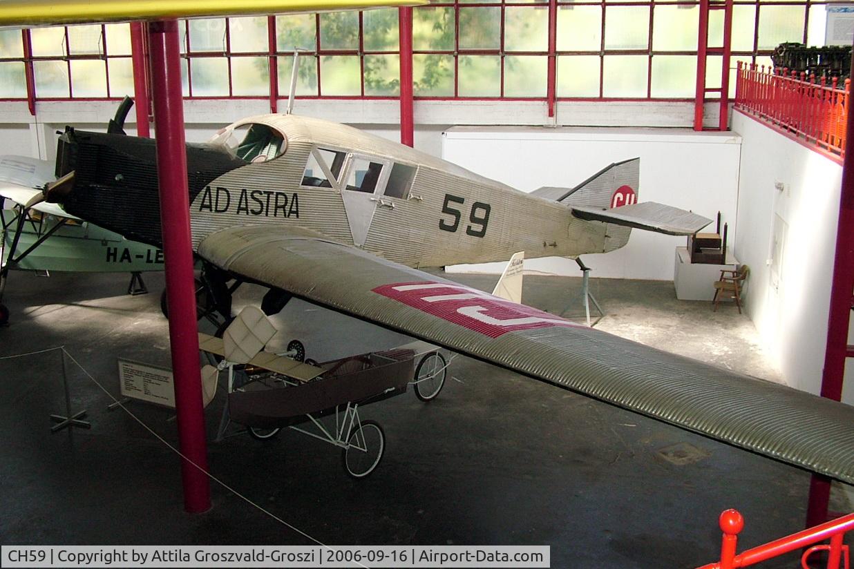 CH59, 1921 Junkers F.13B C/N 574, Budapest is a traffic museum, a Petöfi hall.