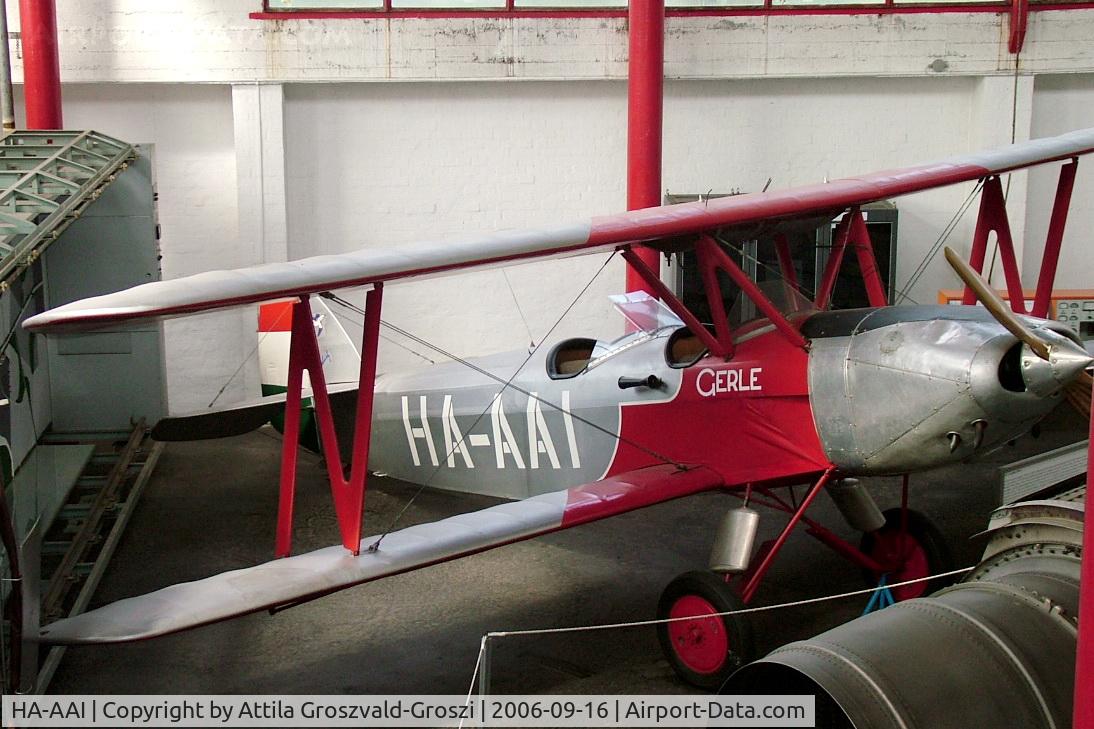 HA-AAI, 1988 Bánhidi Gerle 13 - Replica C/N F-04, Budapest is a traffic museum, a Petöfi hall.