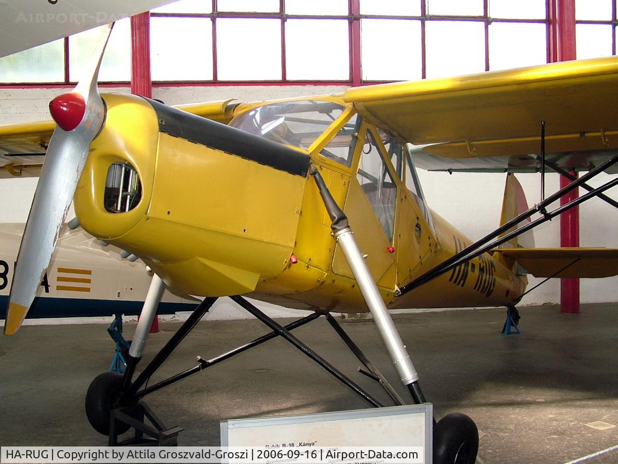 HA-RUG, 1949 Rubik R-18c/1 Kánya C/N E-779, Budapest is a traffic museum, a Petöfi hall.