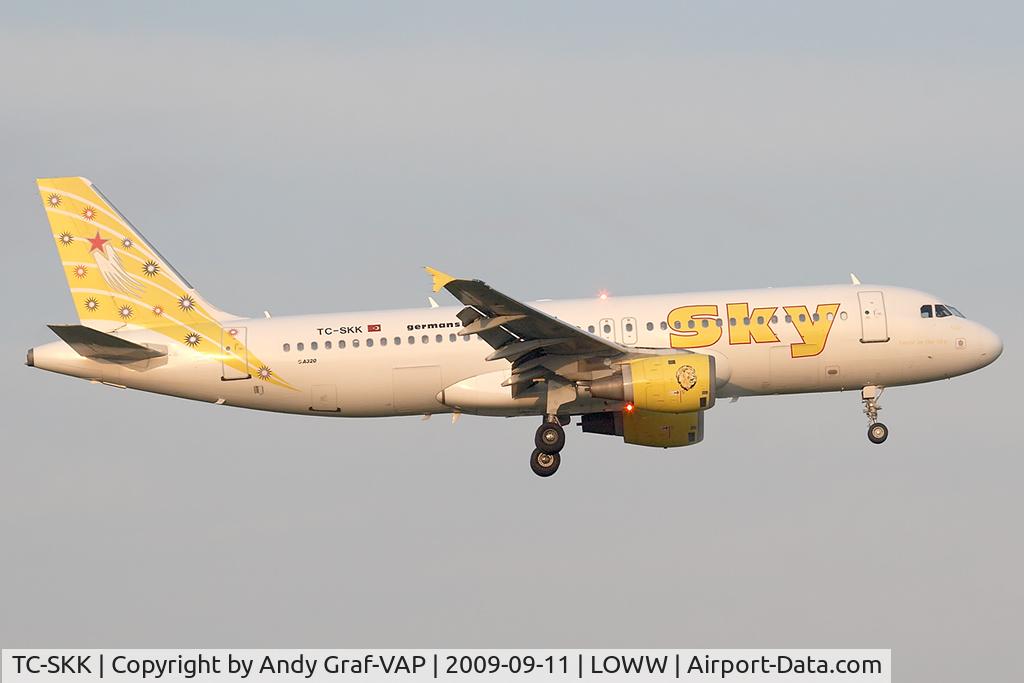 TC-SKK, 1990 Airbus A320-211 C/N 148, Sky Airlines A320