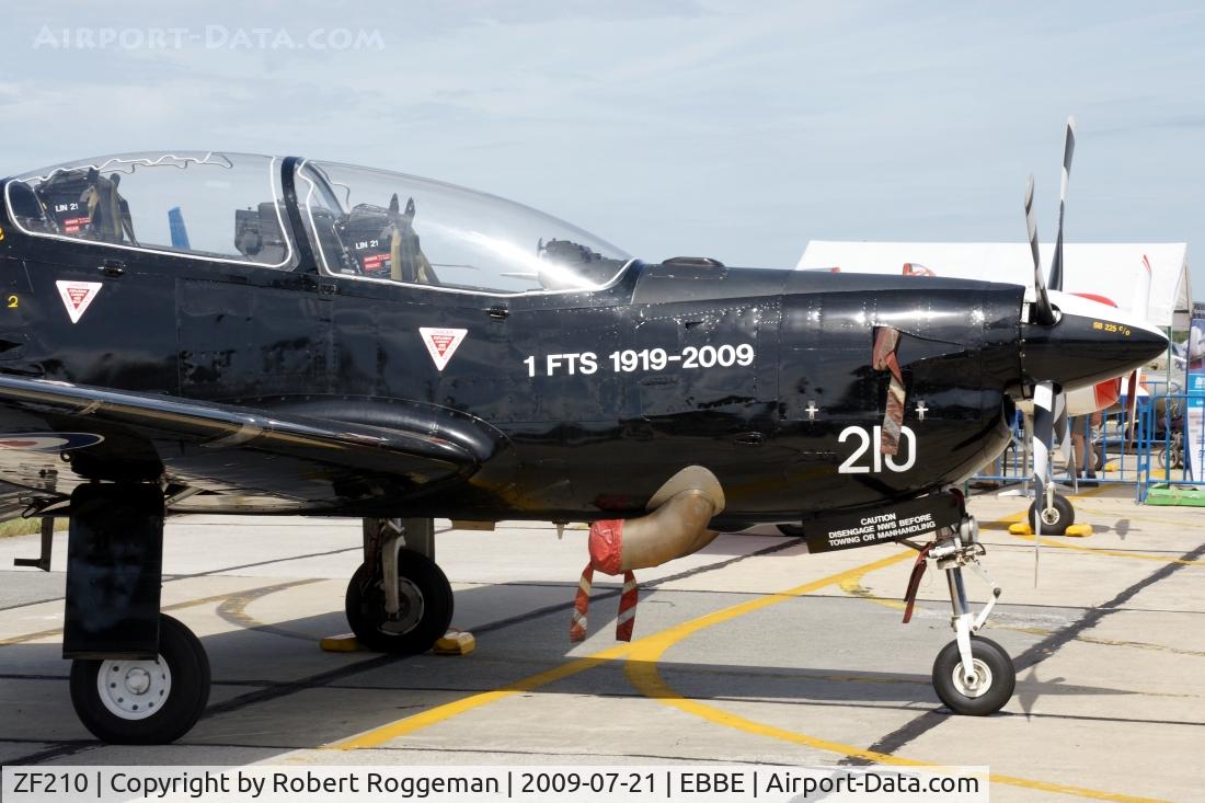 ZF210, 1989 Short S-312 Tucano T1 C/N S037/T35, 1 FTS 1959-2009.Open door Beauvechain.