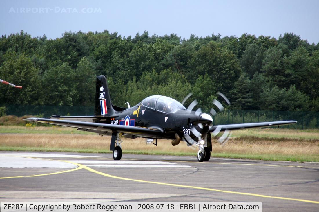 ZF287, 1991 Short S-312 Tucano T1 C/N S085/T58, 72(R)Squadron RAF.City of Leeds.Returning trainingsession Sanicole Air Show.