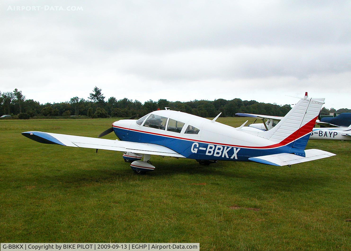 G-BBKX, 1973 Piper PA-28-180 Cherokee Challenger C/N 28-7305581, IN FROM THE RAE AERO CLUB FARNBOROUGH. POPHAM RUSSIAN AIRCRAFT FLY-IN