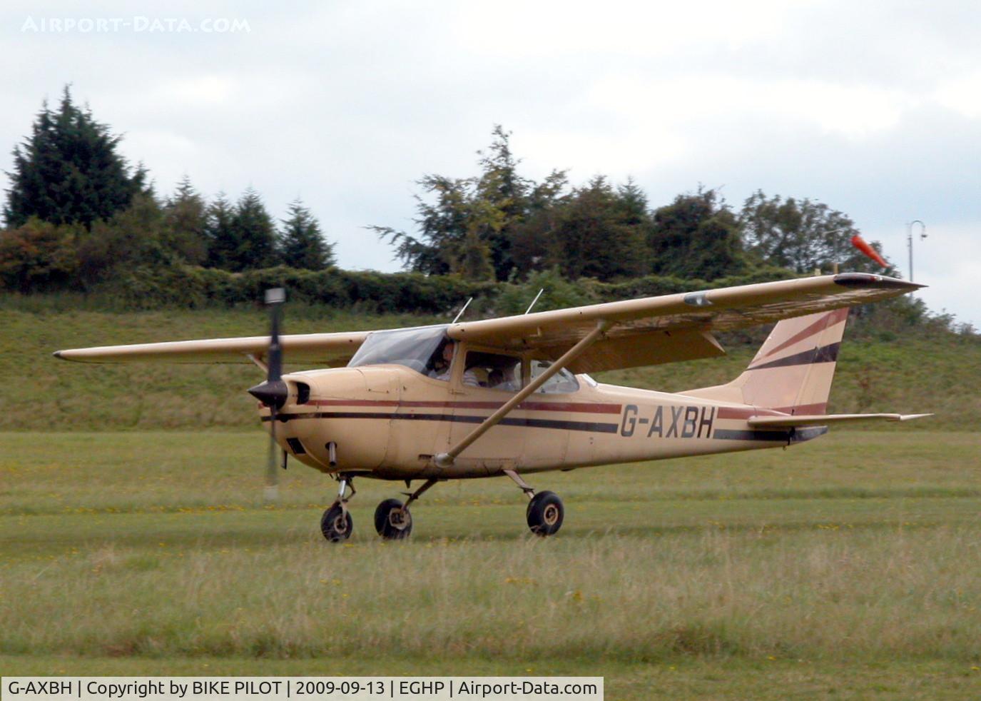 G-AXBH, 1969 Reims F172H Skyhawk C/N 0571, RESIDENT A/C LANDING RWY 03. POPHAM RUSSIAN AIRCRAFT FLY-IN