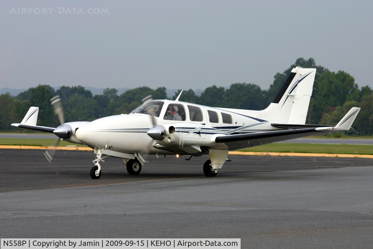 N558P, 1982 Beech 58P Baron C/N TJ-421, This plane is more than 25 years old, but it doesn't look a day over 10.