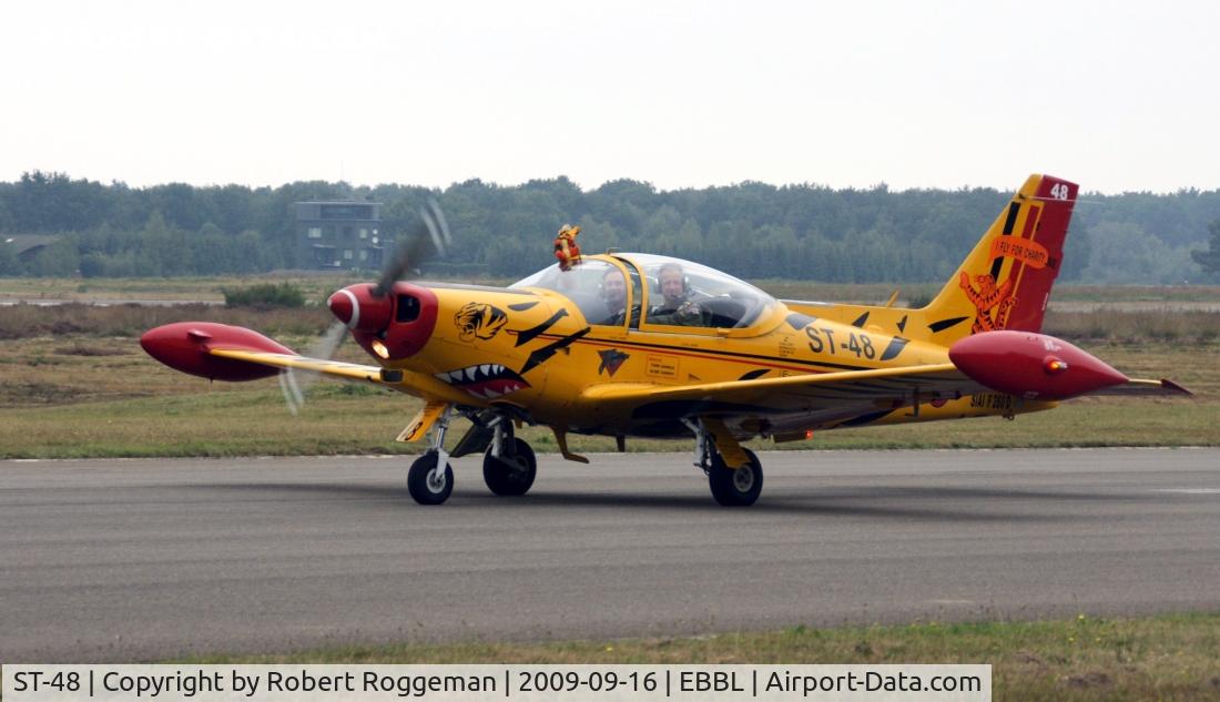 ST-48, SIAI-Marchetti SF-260D C/N 848, Tigermeet 2009.Tigermarchetti.I FLY FOR CHARITY.See TIGER above the cocpit.