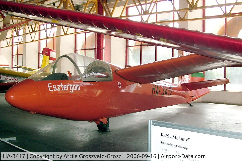 HA-3417, 1967 Rubik E-31 Esztergom C/N E-1297, Budapest is a traffic museum, a Petöfi hall.