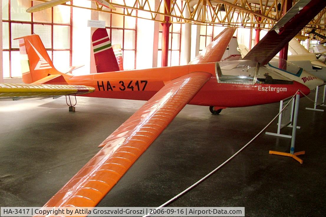 HA-3417, 1967 Rubik E-31 Esztergom C/N E-1297, Budapest is a traffic museum, a Petöfi hall.