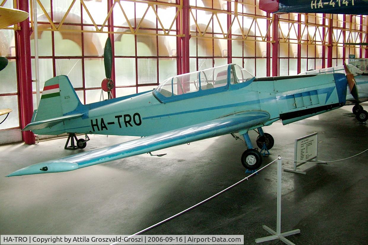 HA-TRO, 1963 Zlin Z-326 Trener Master C/N 829, Budapest is a traffic museum, a Petöfi hall.