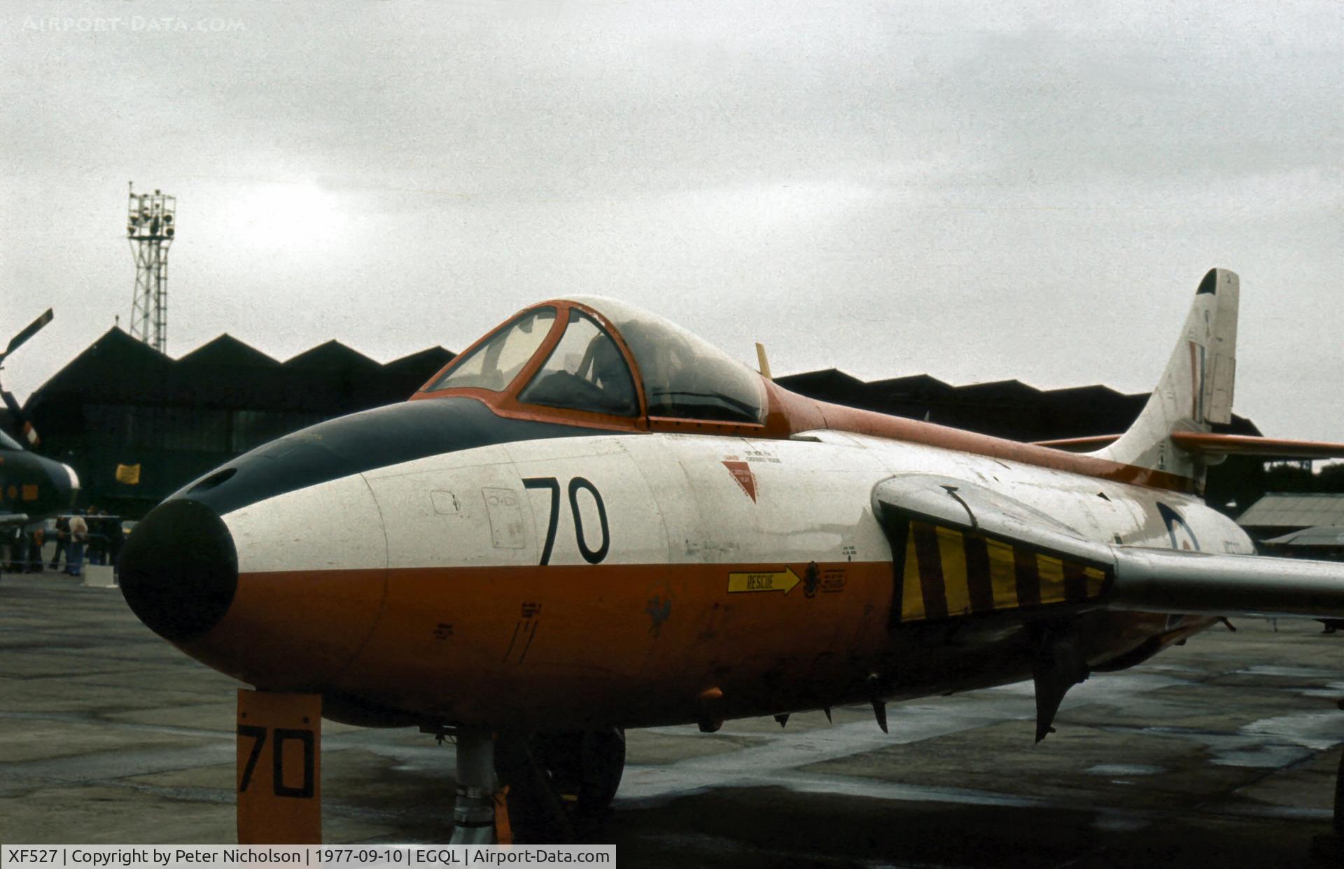 XF527, 1956 Hawker Hunter F.6 C/N S4/U/3373, Hunter F.6 of 4 Flying Training School at the 1977 RAF Leuchars Airshow.