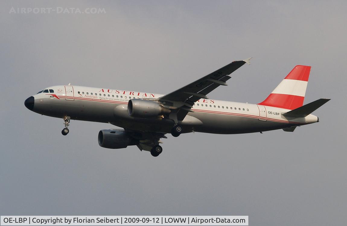OE-LBP, 1998 Airbus A320-214 C/N 797, Short final rwy 34