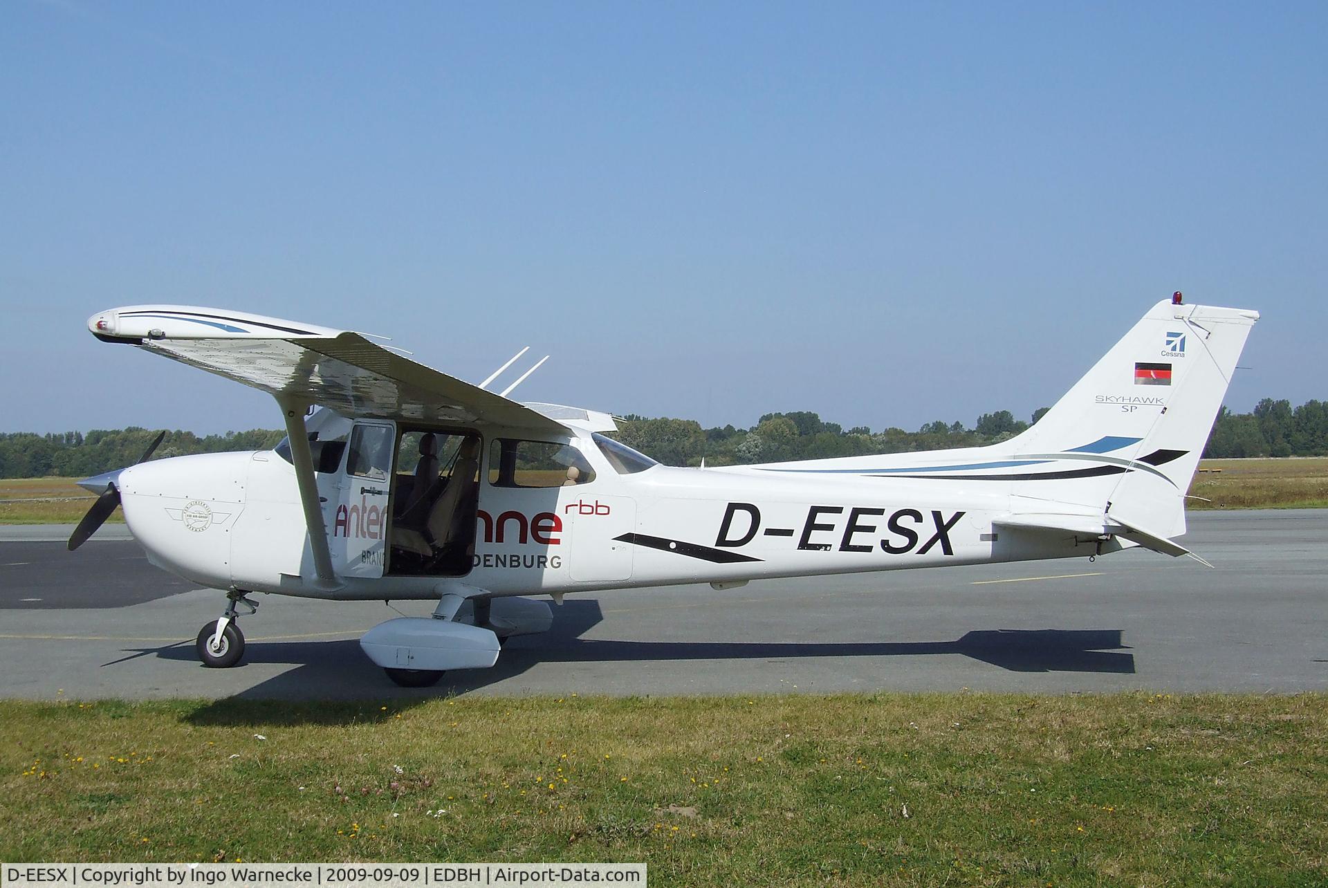 D-EESX, 2006 Cessna 172S Skyhawk SP C/N 172S10382, Cessna 172S Skyhawk SP at Stralsund/Barth airport
