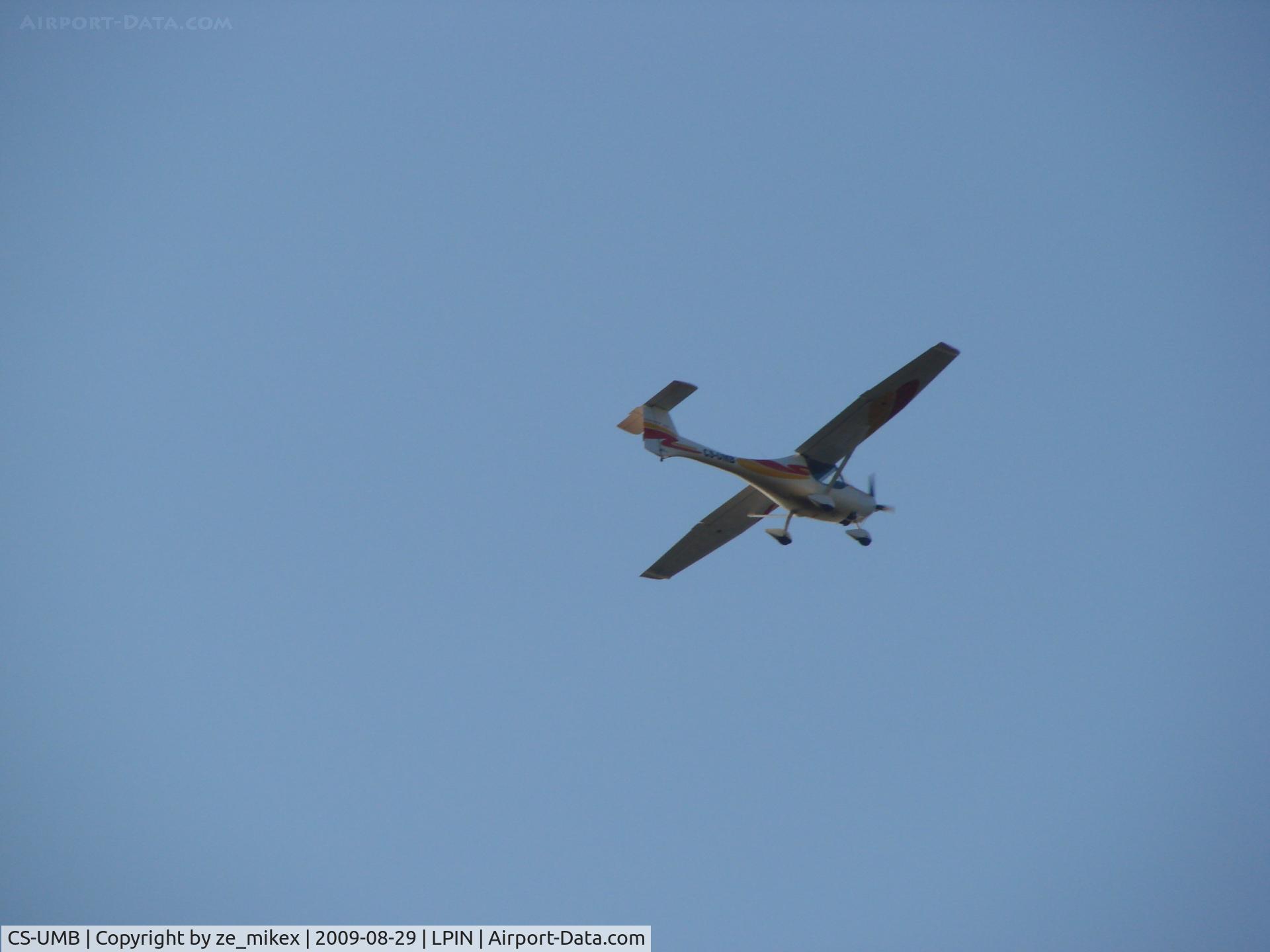 CS-UMB, Fantasy Air Allegro 2000 C/N 02-607, Fantasy Allegro 2000 based at espinho,Portugal passing over my house