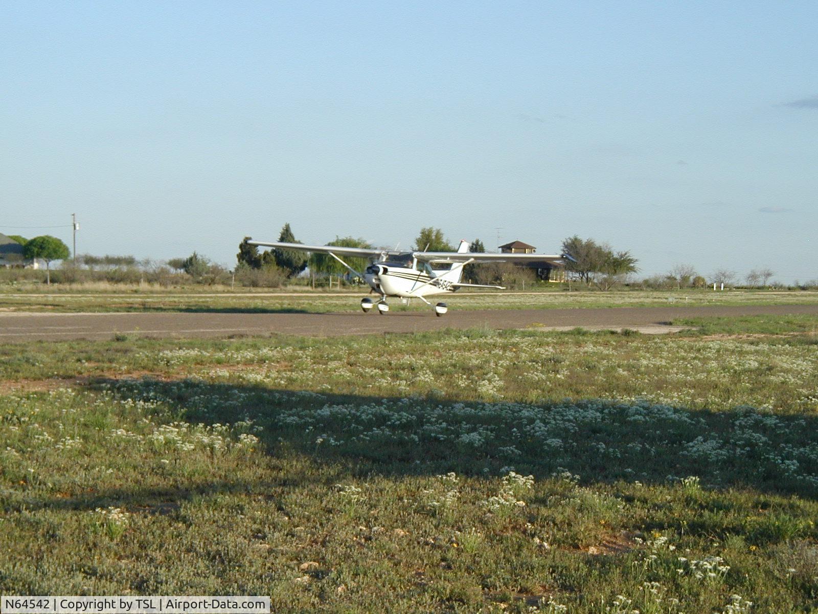 N64542, 1975 Cessna 172M C/N 17265296, N64542 carries a student on his 1st solo landing