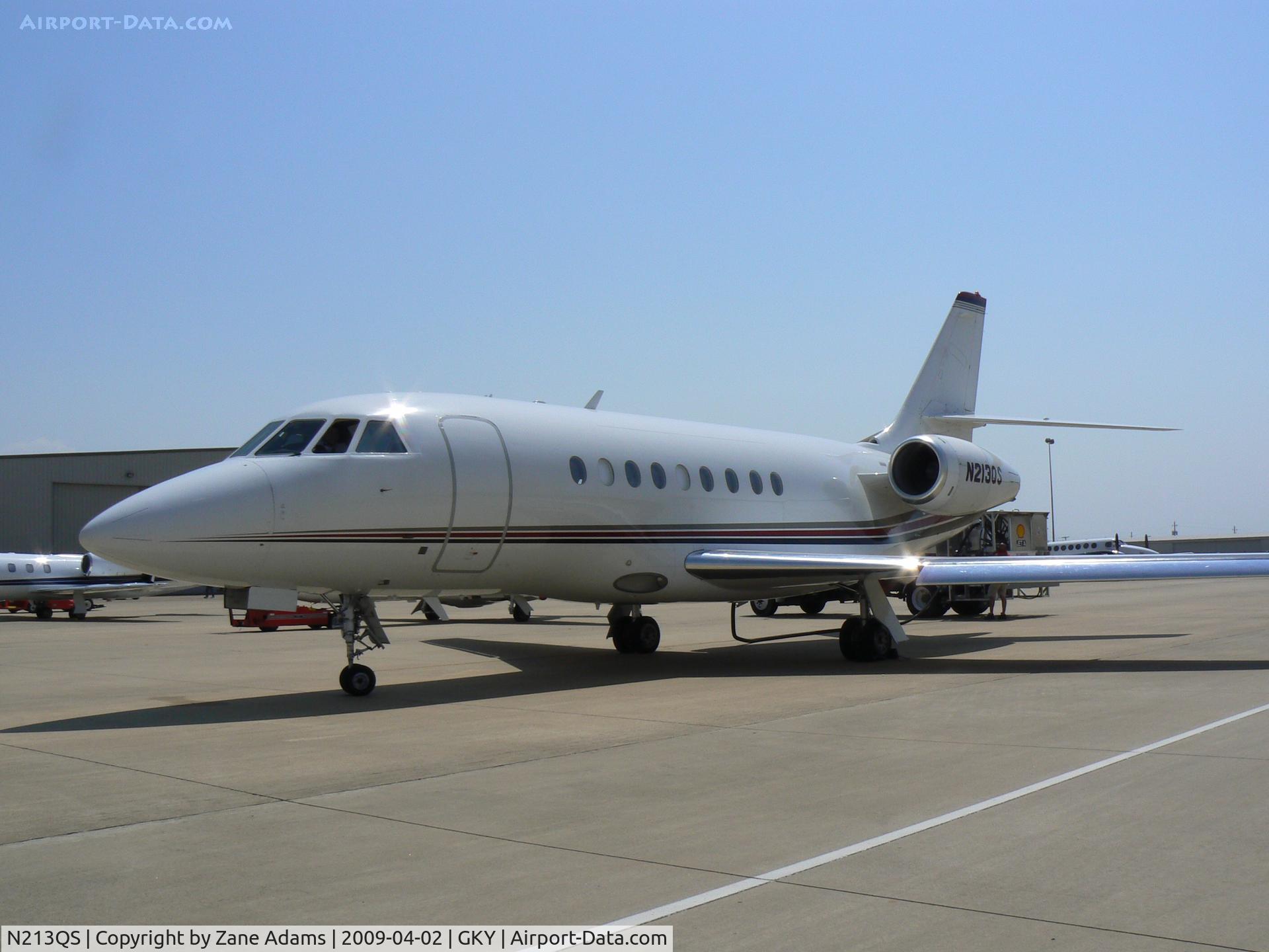 N213QS, 2000 Dassault Falcon 2000 C/N 113, Net Jets...the pilot of this aircraft called me a security threat for taking this photograph....HA!