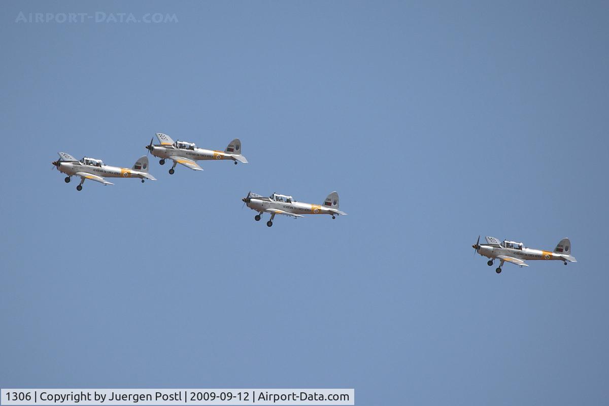 1306, De Havilland DHC-1 Chipmunk T.20 C/N C1/0351, Red Bull Air Race Porto 2009 - Portugal Air Force - De Havilland Canada DHC-1 Chipmunk