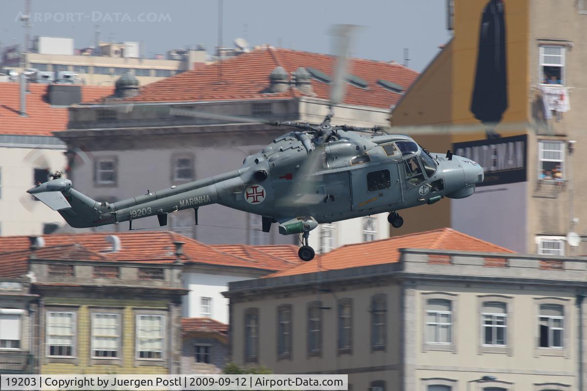 19203, 1993 Westland Super Lynx Mk.95 C/N 375, Red Bull Air Race Porto 2009 - Portugal Navy - Westland WG-13 Lynx Mk95