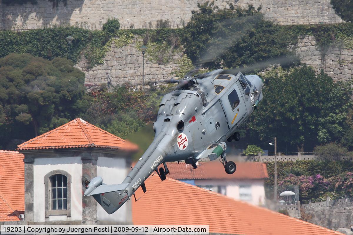 19203, 1993 Westland Super Lynx Mk.95 C/N 375, Red Bull Air Race Porto 2009 - Portugal Navy - Westland WG-13 Lynx Mk95