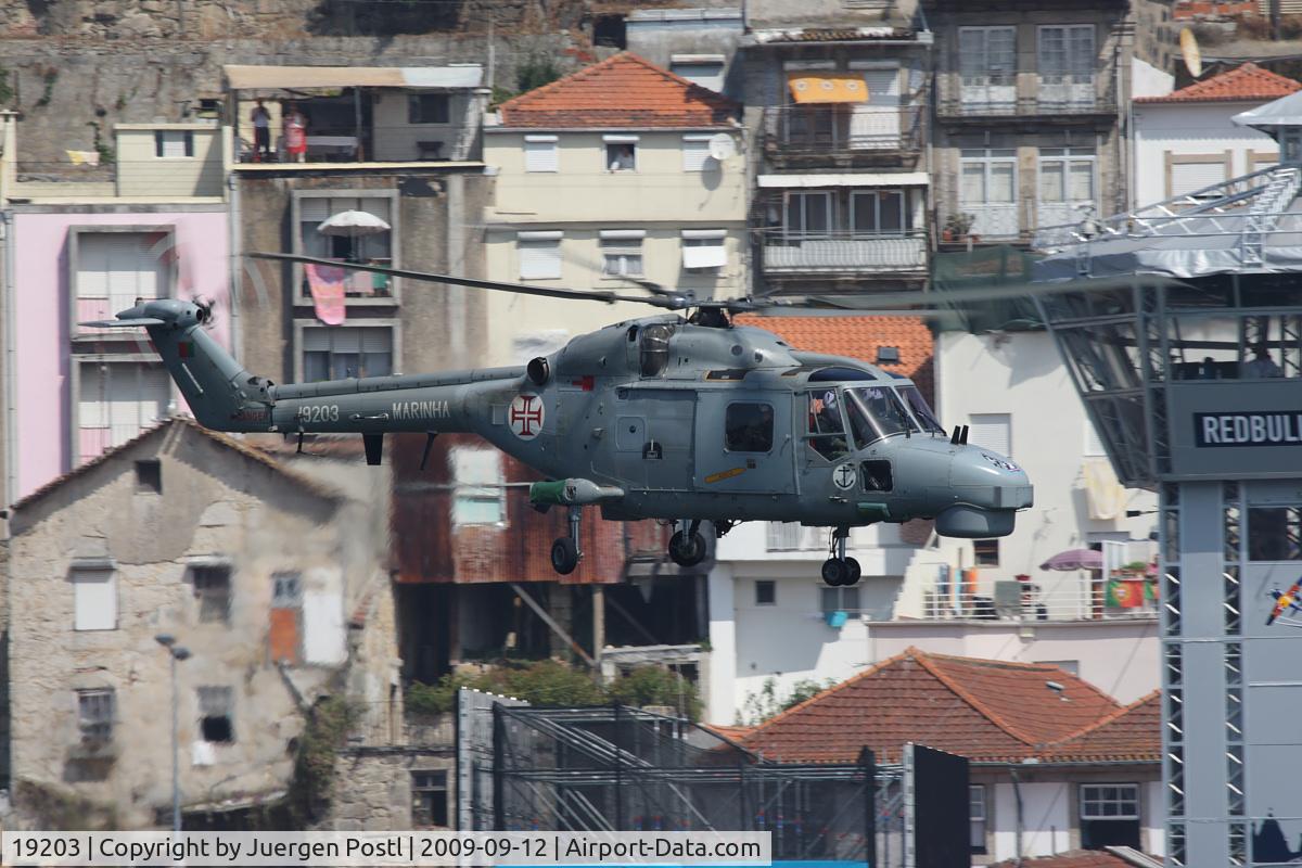 19203, 1993 Westland Super Lynx Mk.95 C/N 375, Red Bull Air Race Porto 2009 - Portugal Navy - Westland WG-13 Lynx Mk95