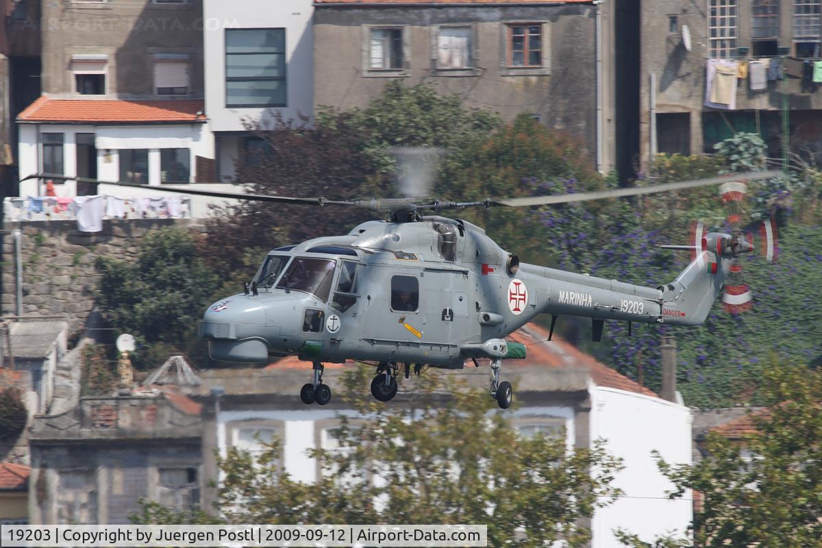19203, 1993 Westland Super Lynx Mk.95 C/N 375, Red Bull Air Race Porto 2009 - Portugal Navy - Westland WG-13 Lynx Mk95