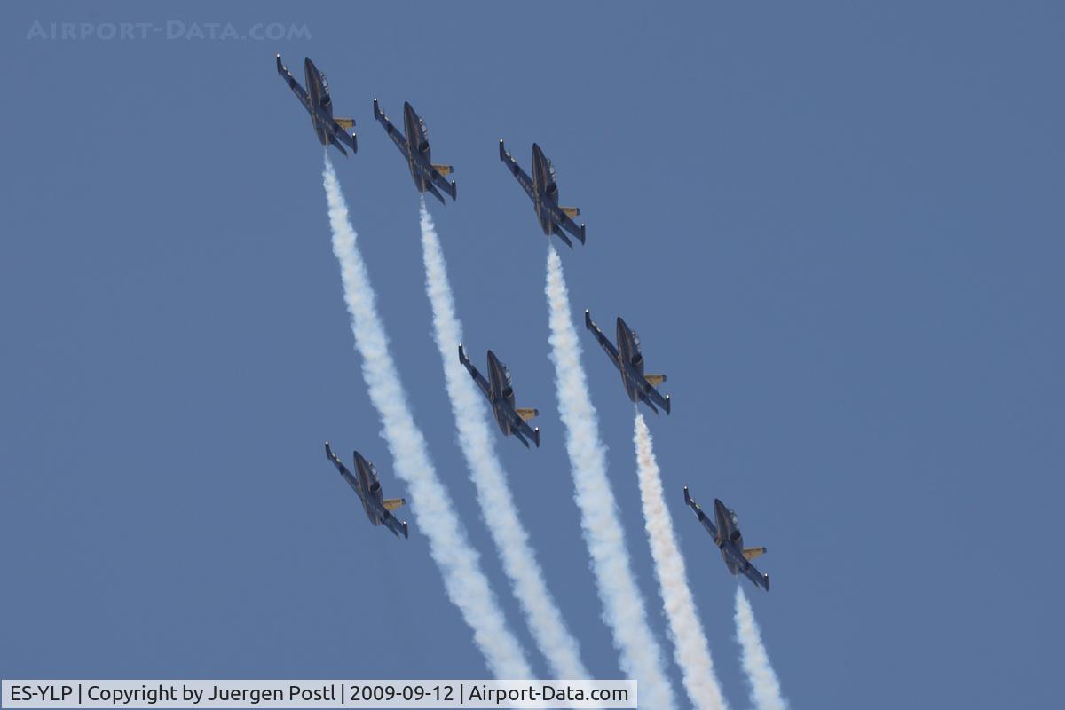 ES-YLP, Aero L-39 Albatros C/N 533620, Red Bull Air Race Porto 2009 - Aero L-39 Albatros
