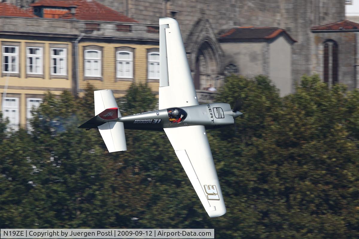 N19ZE, 2007 Zivko Edge 540 C/N 0039A, Red Bull Air Race Porto 2009 - Yoshihide Muroya