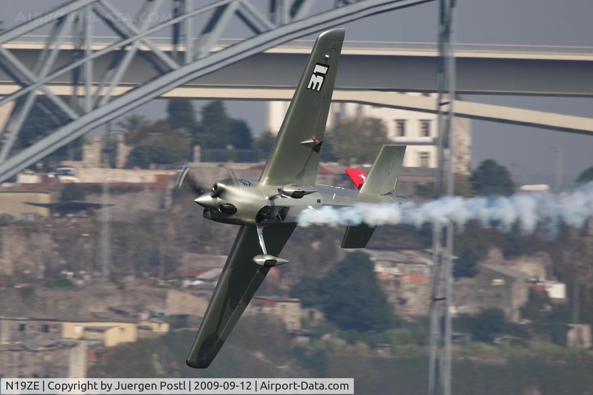 N19ZE, 2007 Zivko Edge 540 C/N 0039A, Red Bull Air Race Porto 2009 - Yoshihide Muroya
