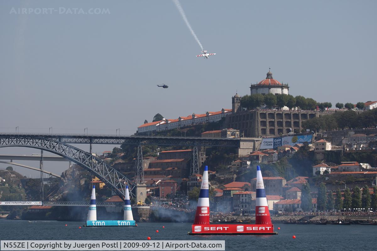 N55ZE, 2007 Zivko Edge 540 C/N 0040A, Red Bull Air Race Porto 2009 - Paul Bonhomme