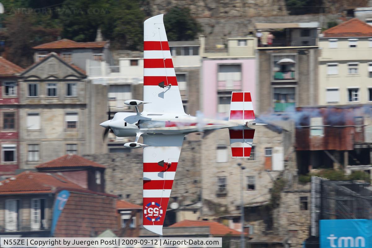 N55ZE, 2007 Zivko Edge 540 C/N 0040A, Red Bull Air Race Porto 2009 - Paul Bonhomme