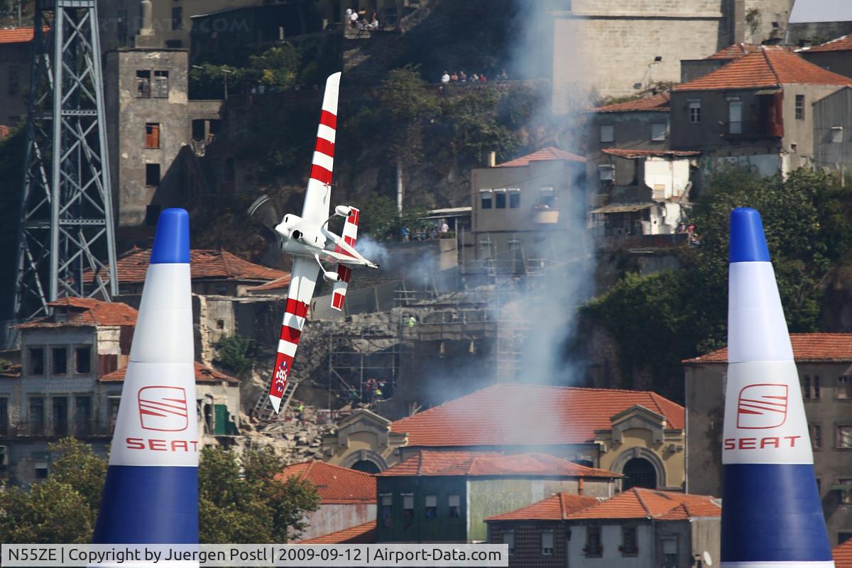 N55ZE, 2007 Zivko Edge 540 C/N 0040A, Red Bull Air Race Porto 2009 - Paul Bonhomme