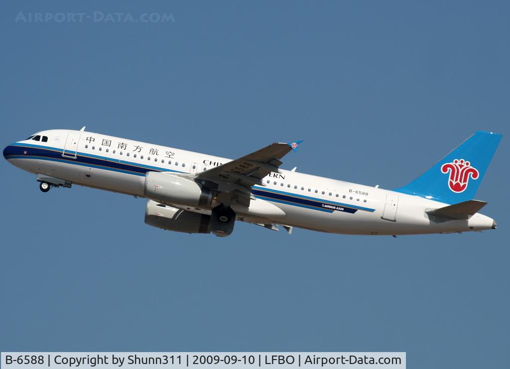 B-6588, 2009 Airbus A320-232 C/N 4017, Delivery flight...