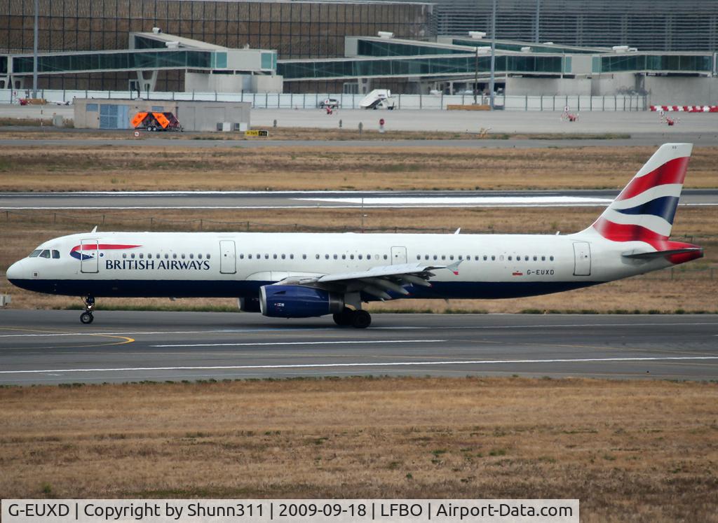 G-EUXD, 2004 Airbus A321-231 C/N 2320, Taxiing to the terminal...