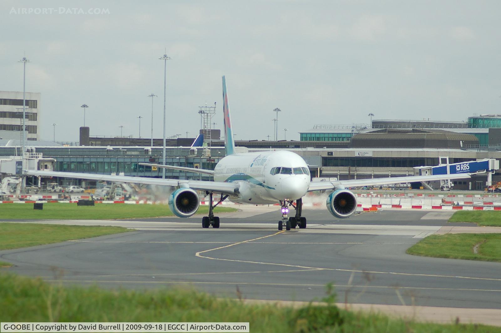 G-OOBE, 2003 Boeing 757-28A C/N 33100, First Choice - Boeing 757-2BA - Taxiing
