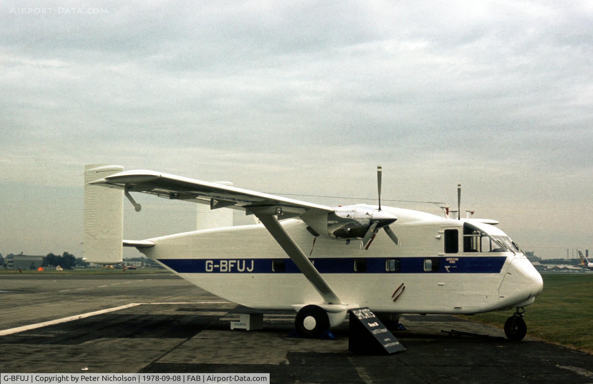 G-BFUJ, 1978 Short SC-7 Skyvan 3-100 C/N SH.1960, Shorts Skyvan on display at the 1978 Farnborough Airshow.