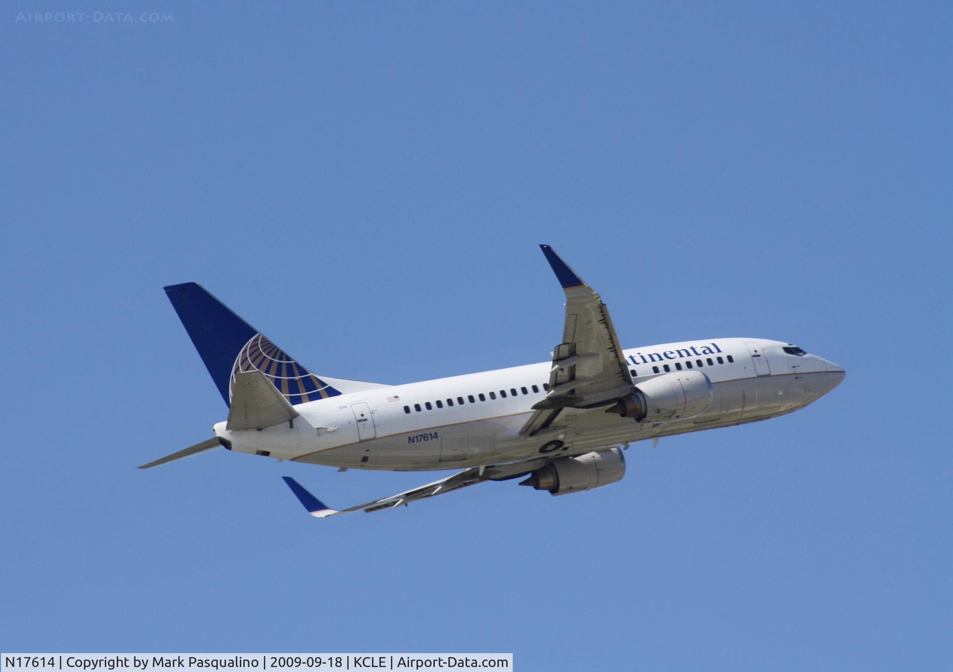 N17614, 1994 Boeing 737-524 C/N 27327, Boeing 737-500