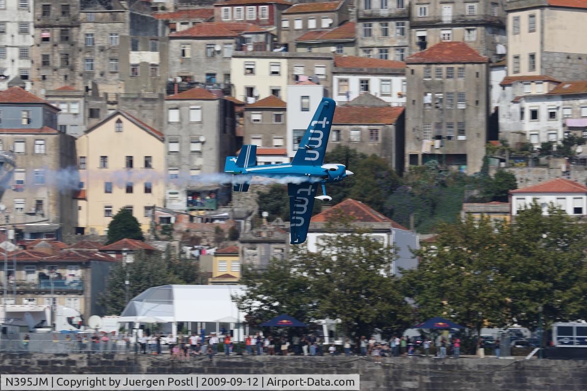 N395JM, 2004 Zivko Edge 540 C/N 0033, Red Bull Air Race Porto 2009 - Mike Goulian